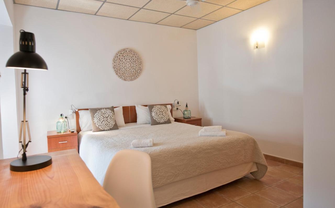 Hostal La Salut De Terrades Buitenkant foto
