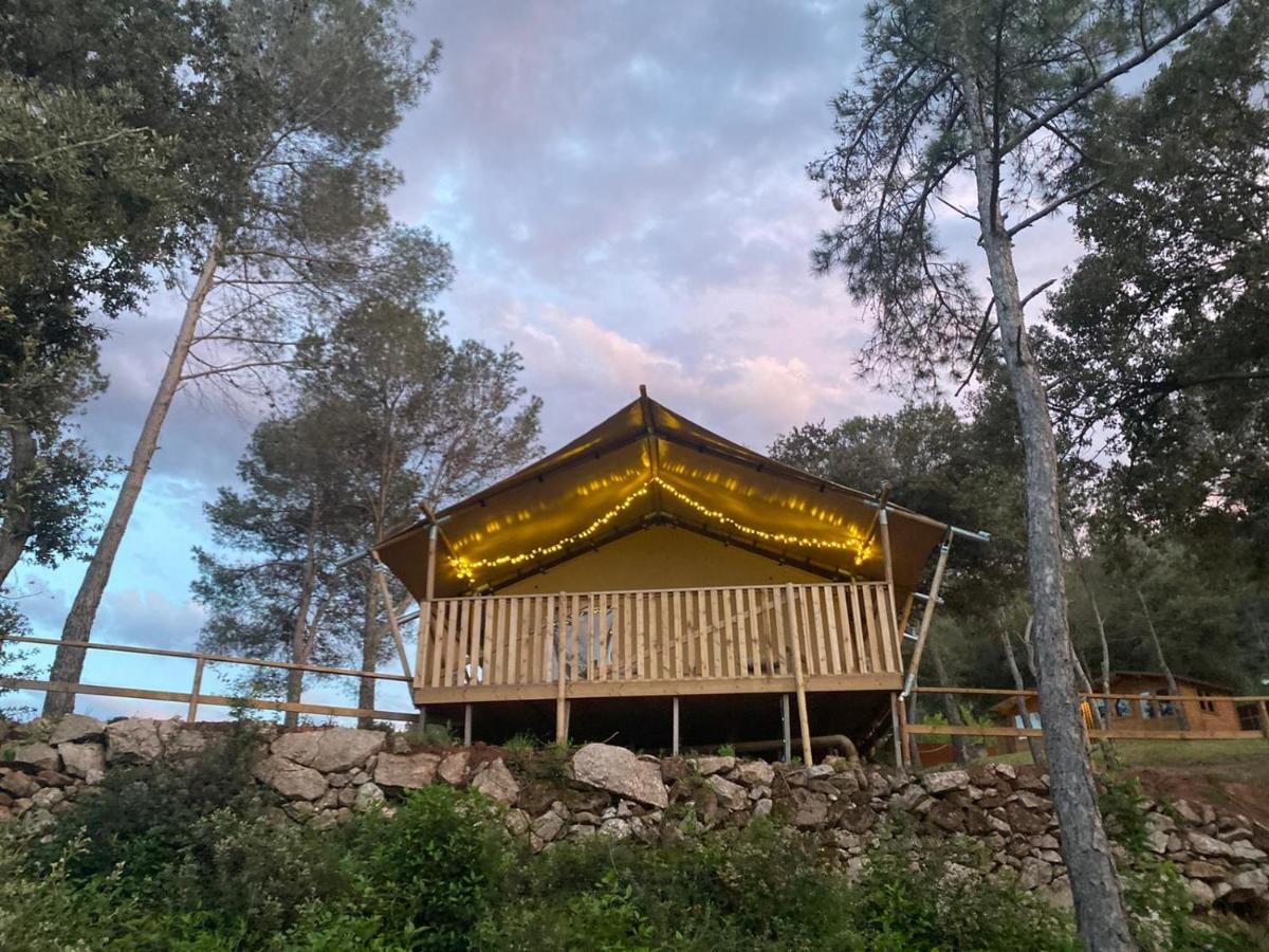 Hostal La Salut De Terrades Buitenkant foto
