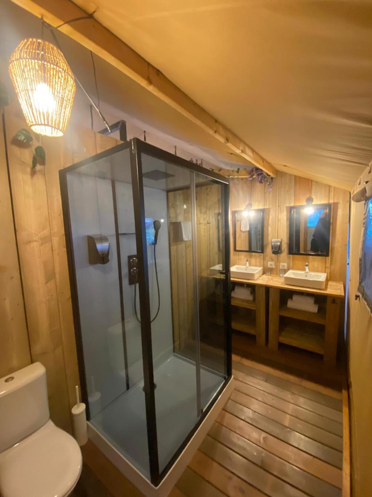 Hostal La Salut De Terrades Buitenkant foto