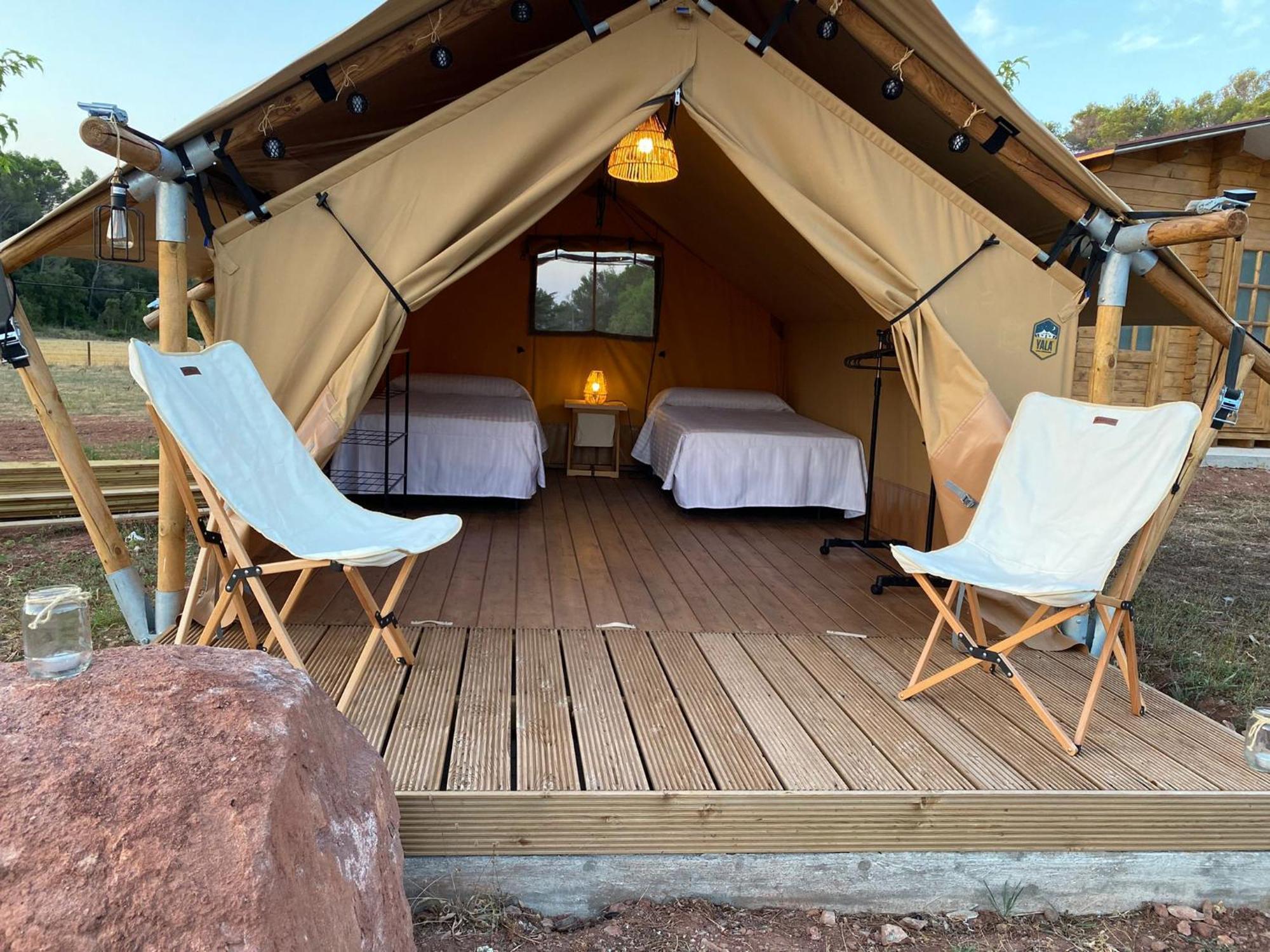 Hostal La Salut De Terrades Buitenkant foto