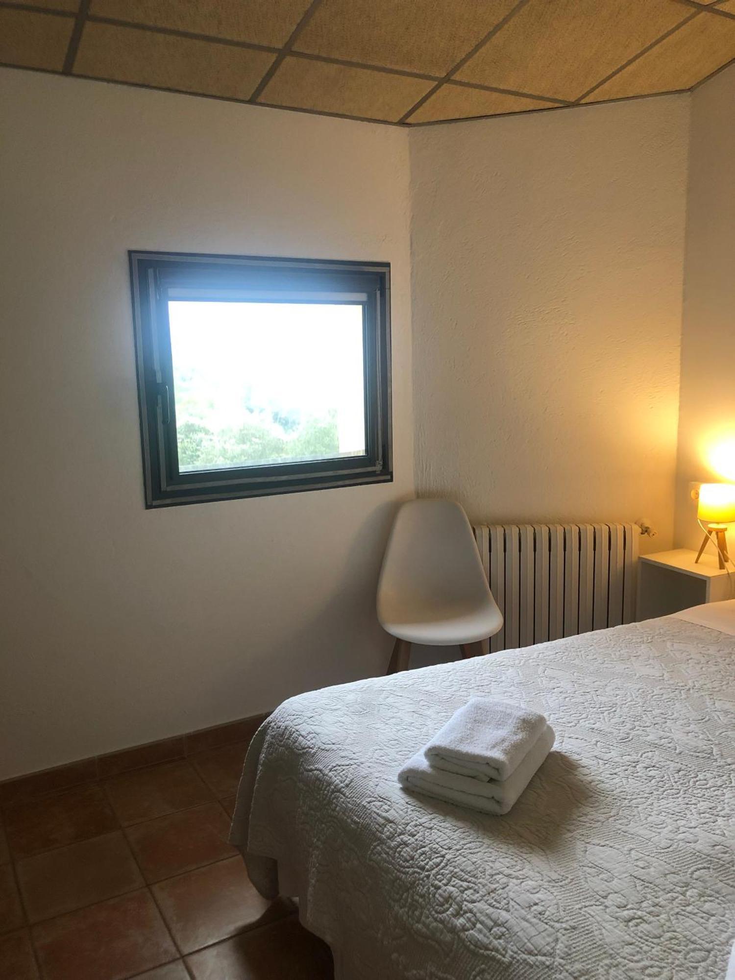 Hostal La Salut De Terrades Buitenkant foto