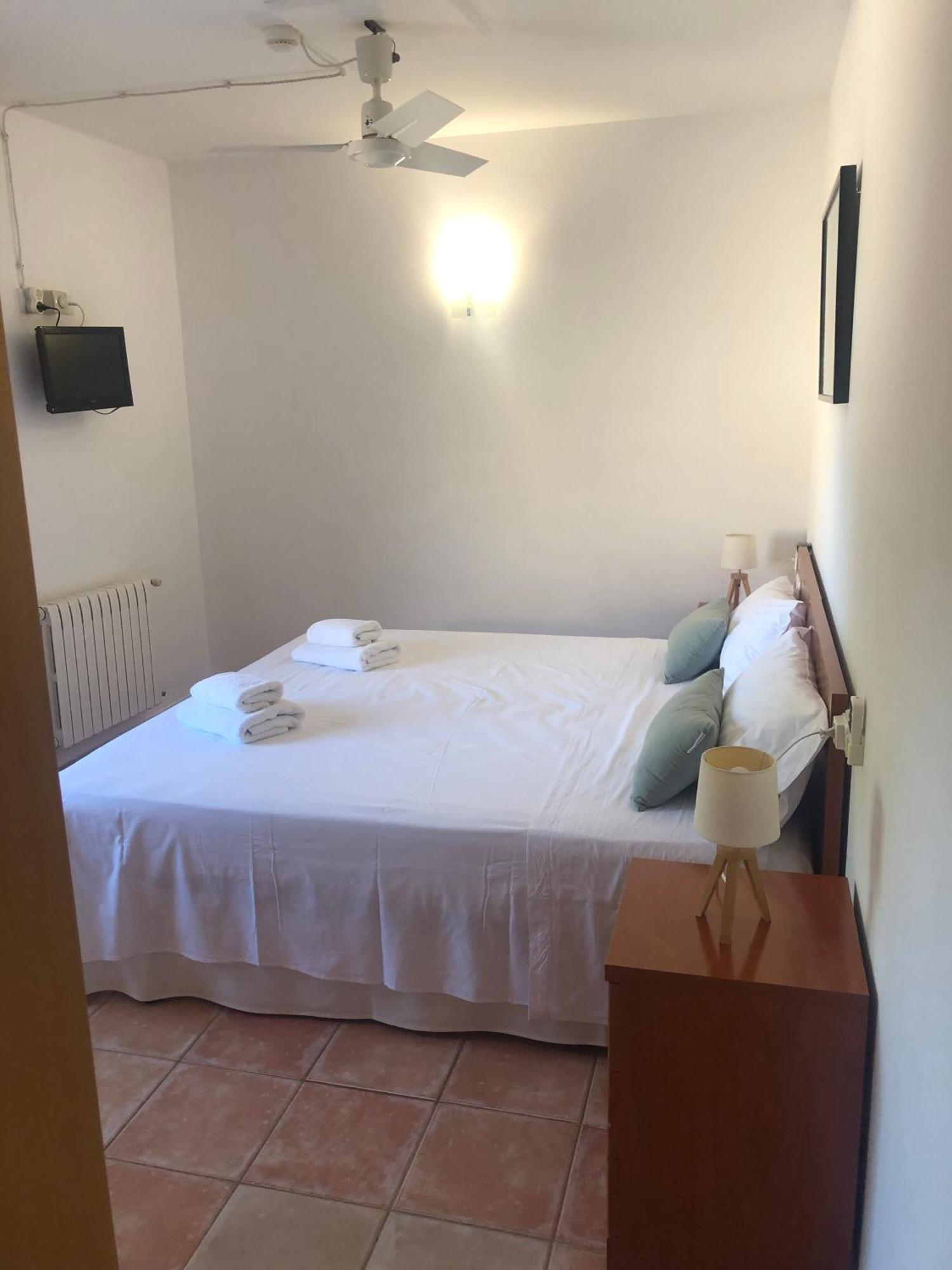 Hostal La Salut De Terrades Buitenkant foto