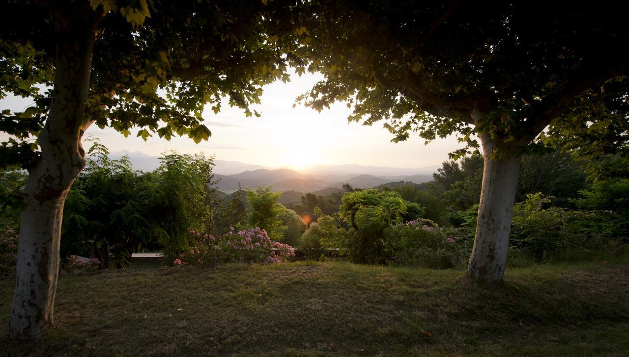 Hostal La Salut De Terrades Buitenkant foto